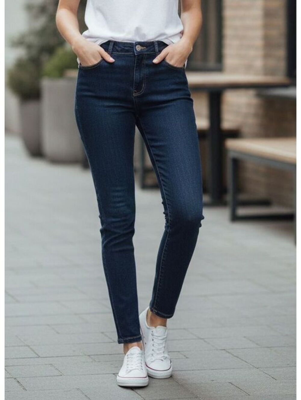 Club Monaco Dark Wash Skinny Denim Jeans Size 28 Casual